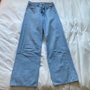 Levi loose high rise jeans